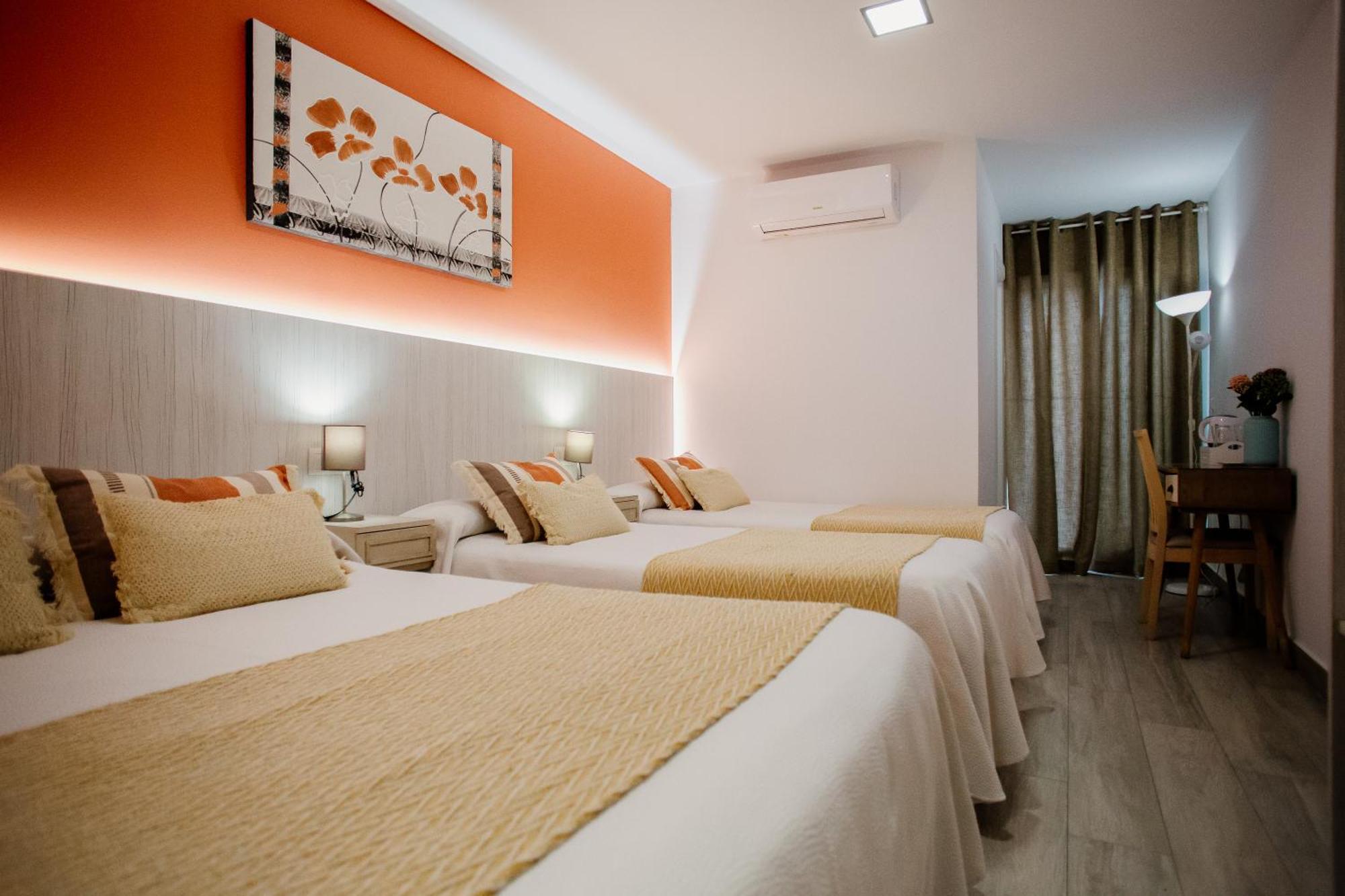 Apartamentos Turisticos Mastil 16 P2 Malaga Bagian luar foto