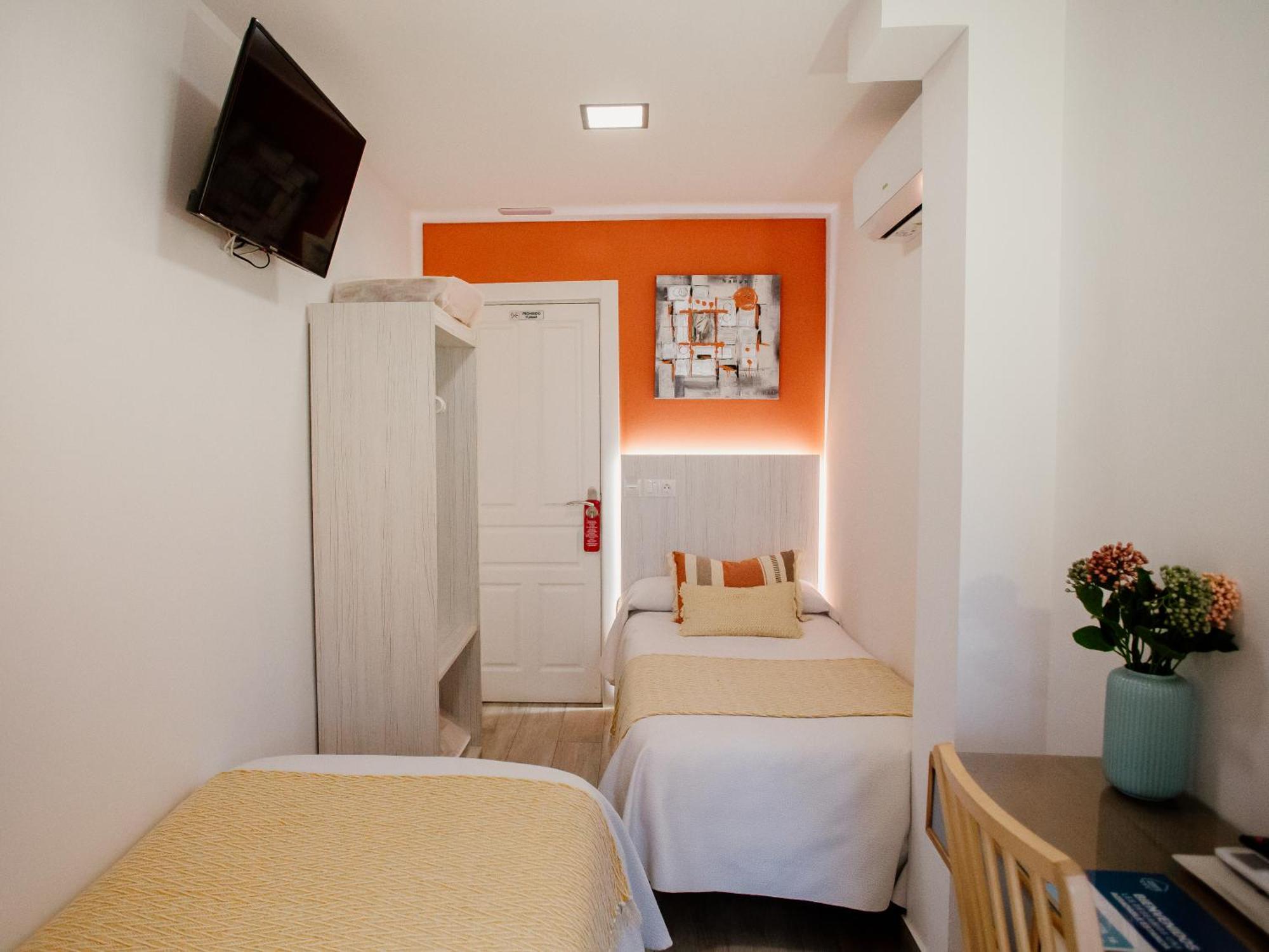 Apartamentos Turisticos Mastil 16 P2 Malaga Bagian luar foto