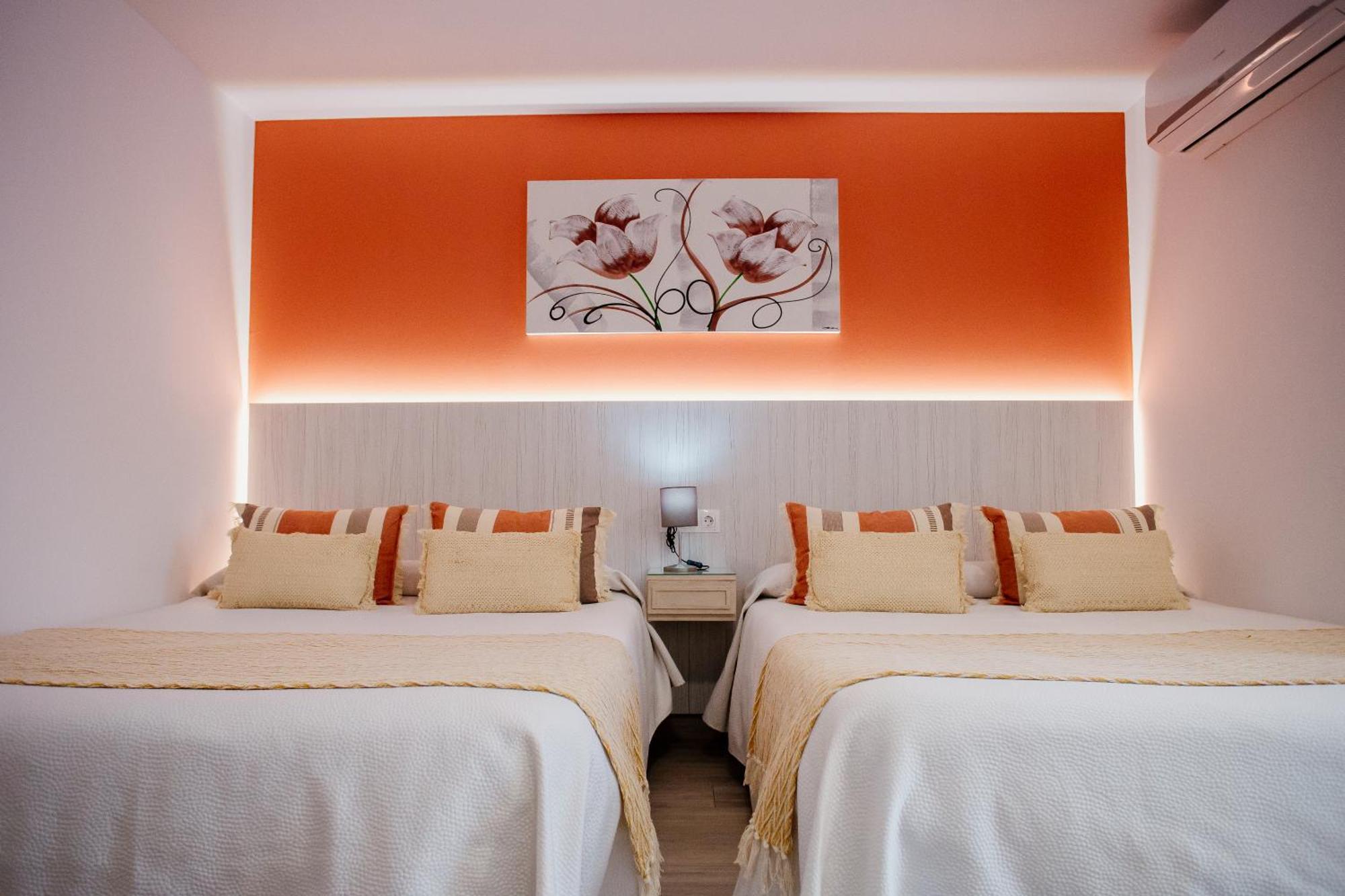 Apartamentos Turisticos Mastil 16 P2 Malaga Bagian luar foto