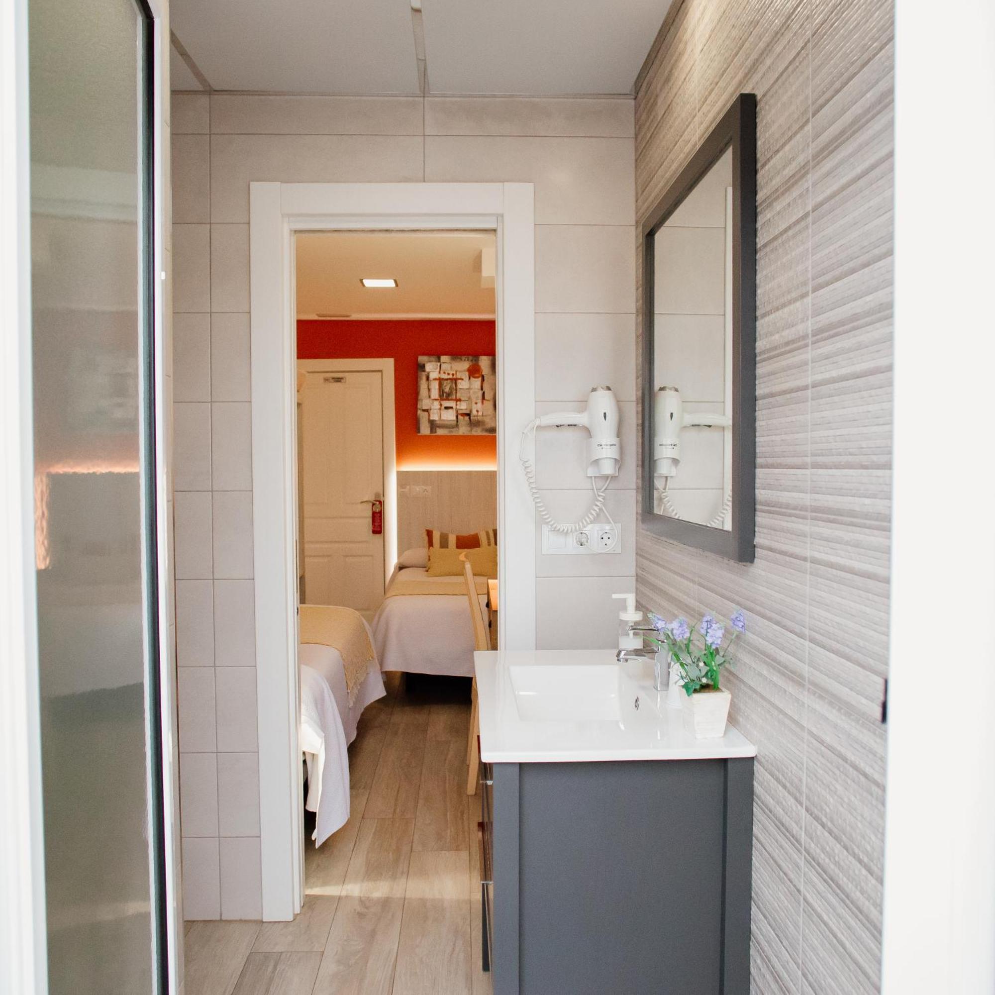 Apartamentos Turisticos Mastil 16 P2 Malaga Bagian luar foto